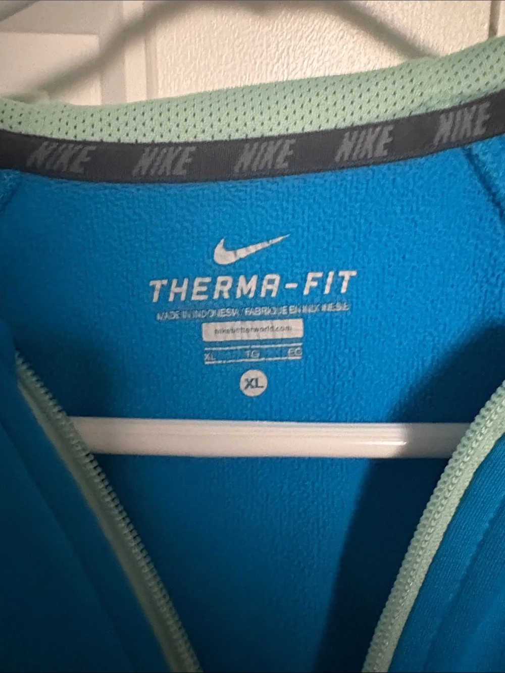 Nike Youth XL Bright Blue Full-Zip Performance Hoodie